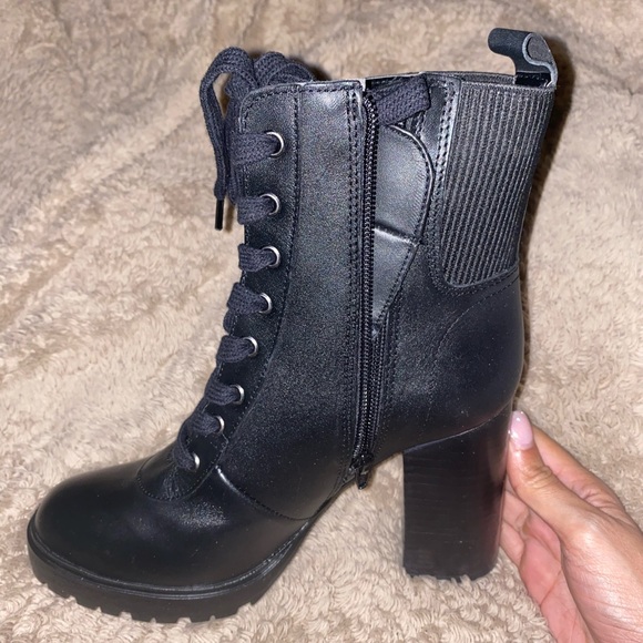 steve madden latch boots